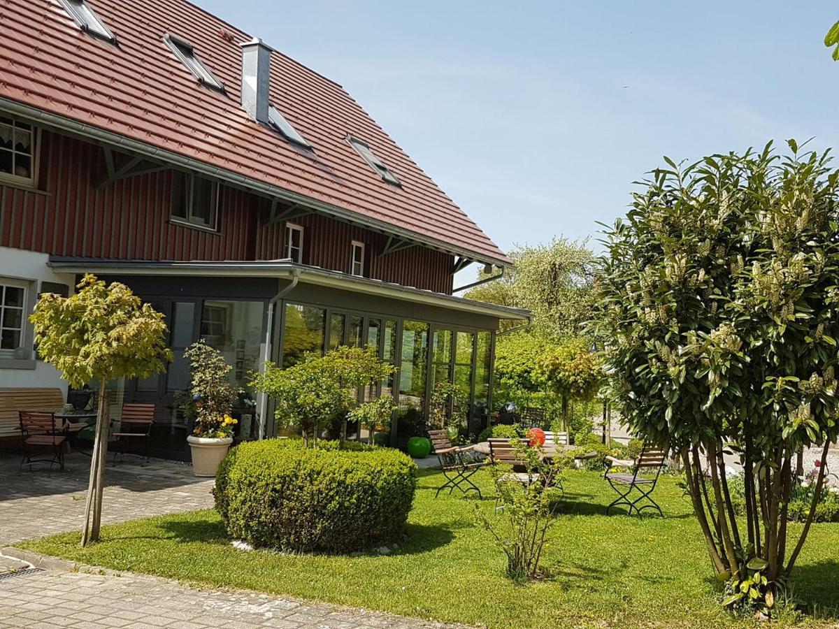 Landgut Apfelrose Hotel Friedrichshafen Ngoại thất bức ảnh