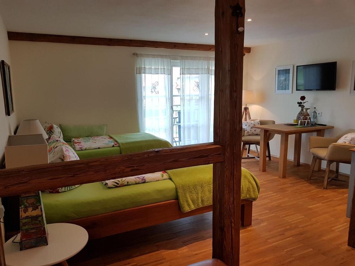 Landgut Apfelrose Hotel Friedrichshafen Ngoại thất bức ảnh