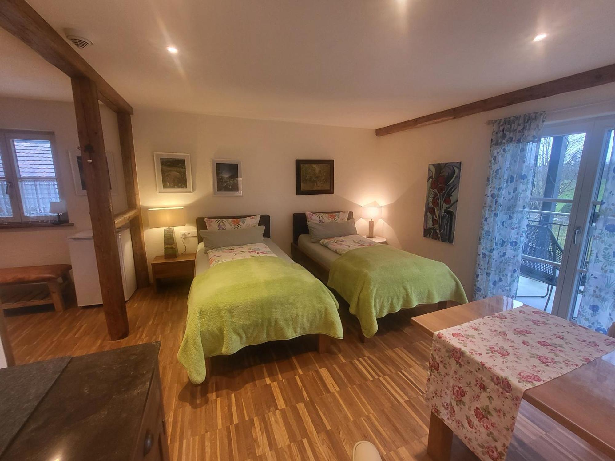 Landgut Apfelrose Hotel Friedrichshafen Ngoại thất bức ảnh
