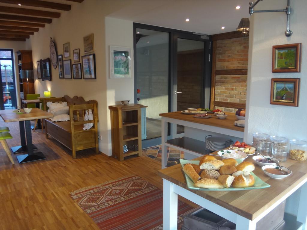 Landgut Apfelrose Hotel Friedrichshafen Ngoại thất bức ảnh