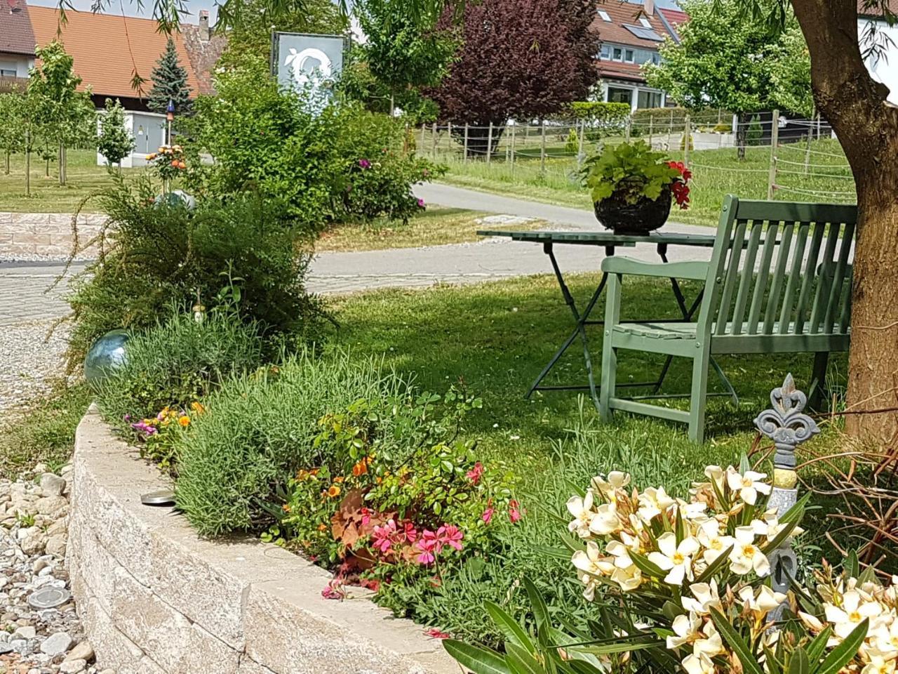 Landgut Apfelrose Hotel Friedrichshafen Ngoại thất bức ảnh